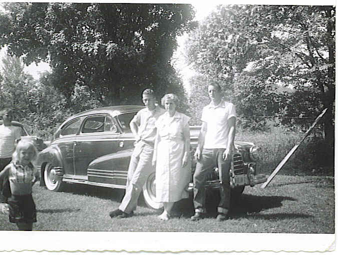 Mammy Jerry and Connie